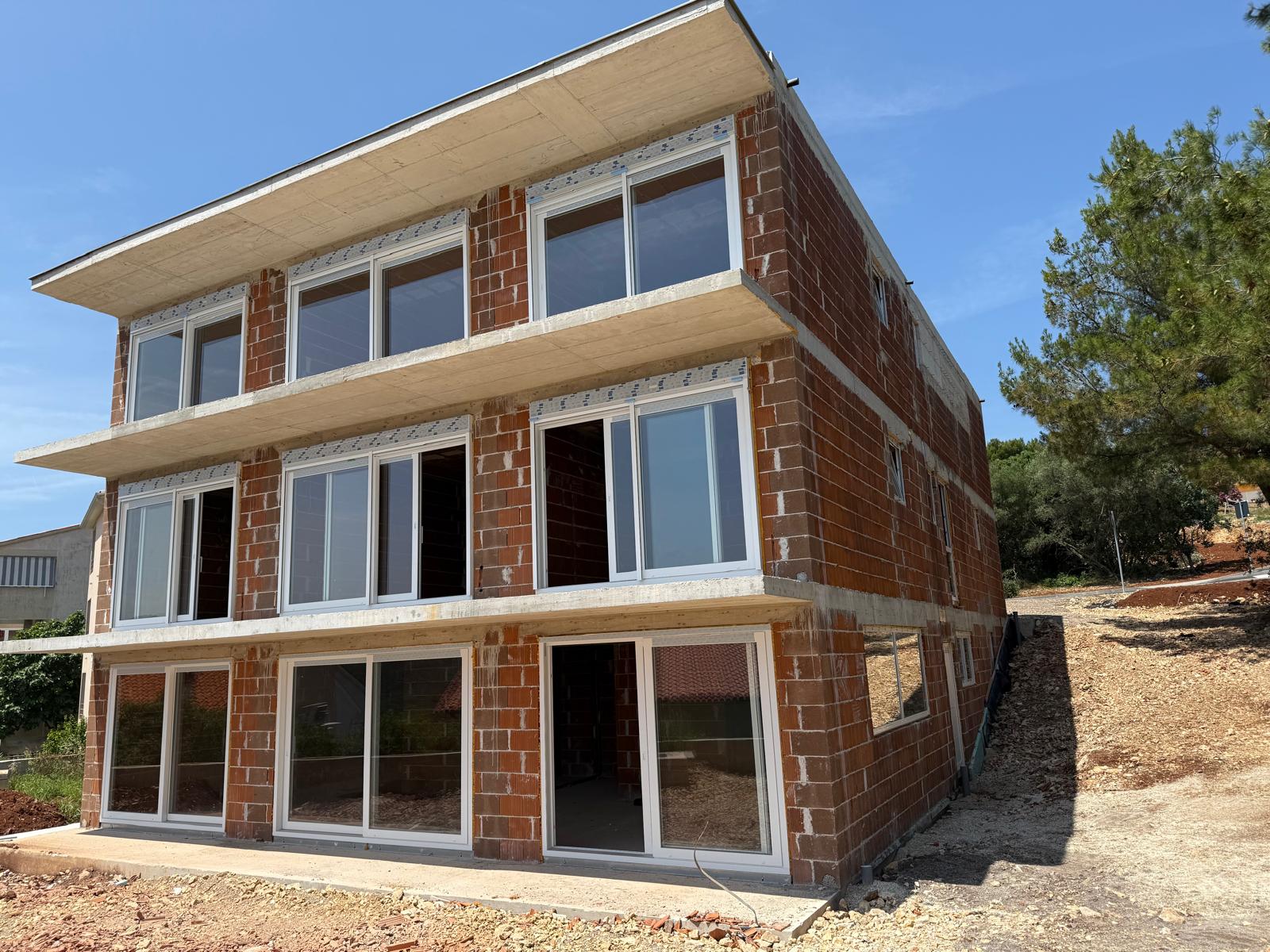 Elektroinstalacije obiteljske kuće u Rapcu